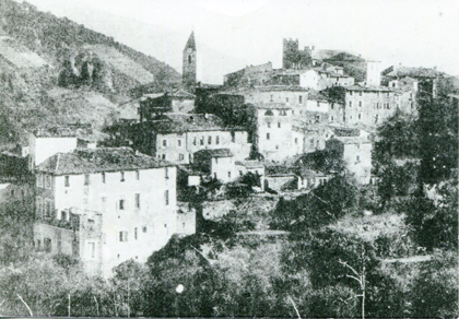 gorbio-chateau-carte-postal.jpg